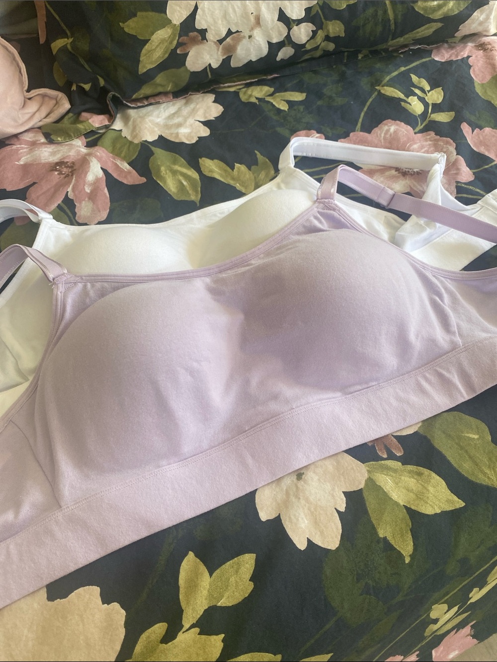 Seamless Wireless Bralette in Bundle White and Lavender
